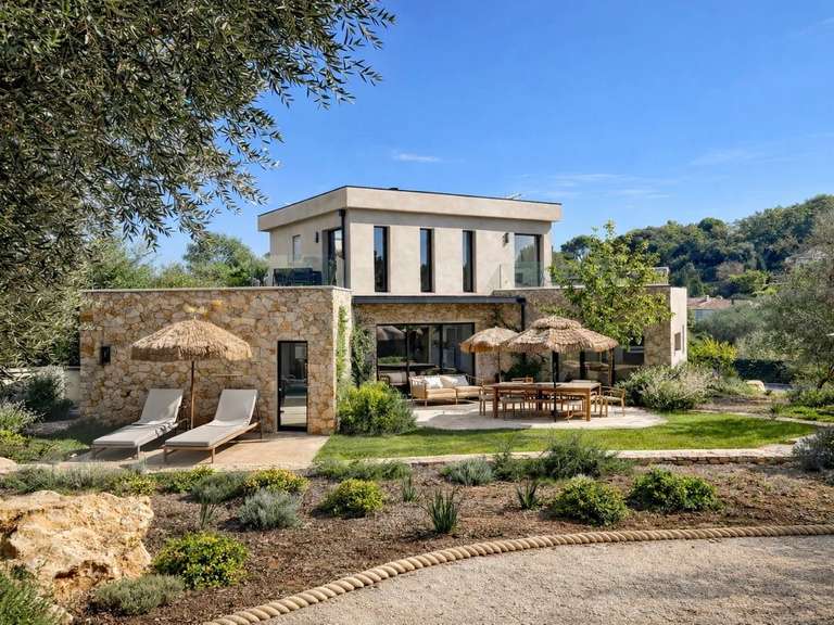 Maison Valbonne - 3 chambres - 200m²