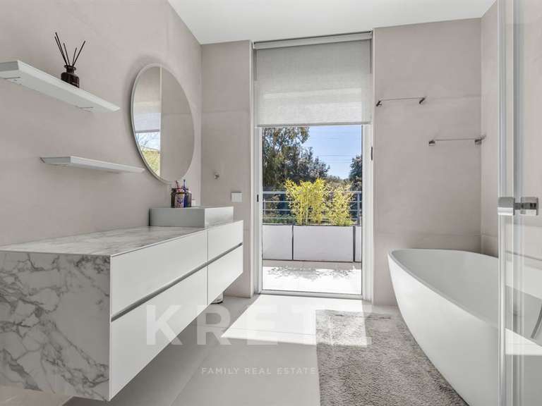 House Valbonne - 7 bedrooms - 450m²