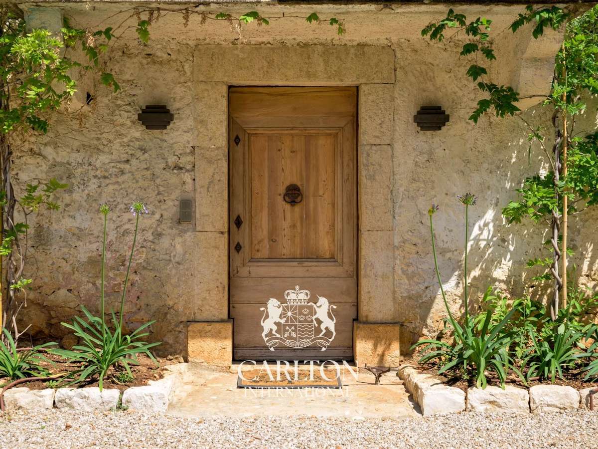 Maison Valbonne