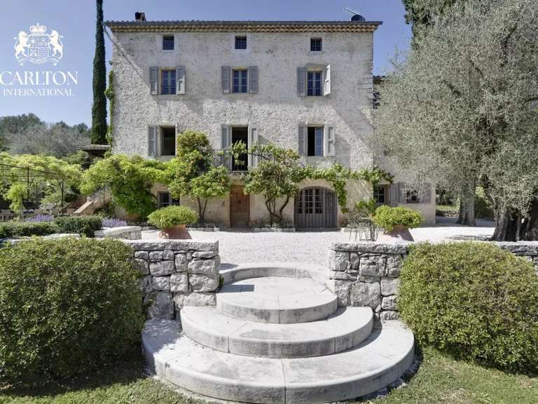 Maison Valbonne - 6 chambres - 400m²