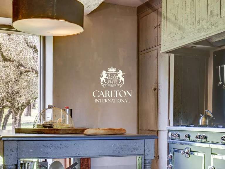 Maison Valbonne - 6 chambres - 400m²