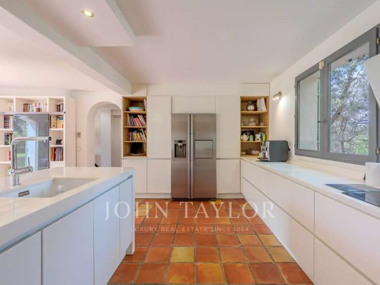 Maison Valbonne - 5 chambres - 182m²
