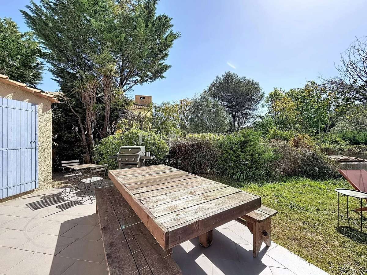 House Valbonne