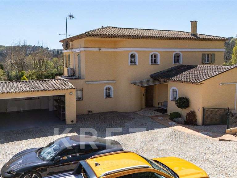 Maison Valbonne - 4 chambres - 200m²