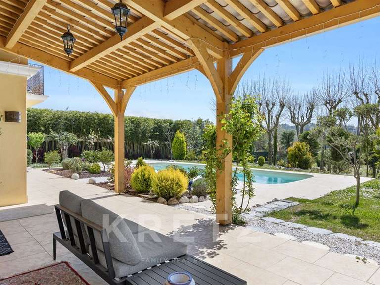 Maison Valbonne - 4 chambres - 200m²