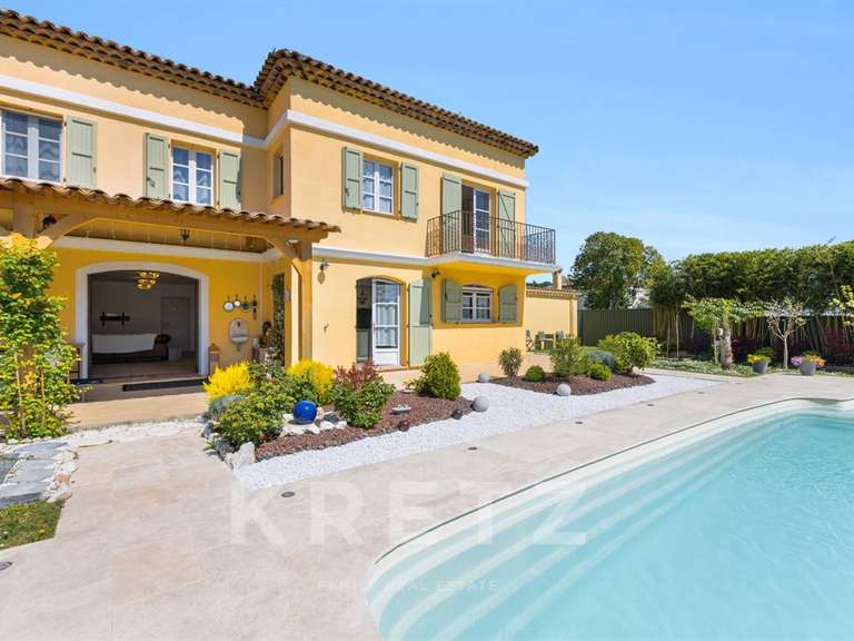 Maison Valbonne - 4 chambres - 200m²