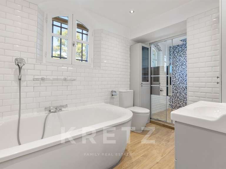 Maison Valbonne - 4 chambres - 200m²