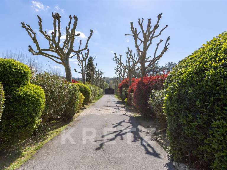 Maison Valbonne - 4 chambres - 200m²