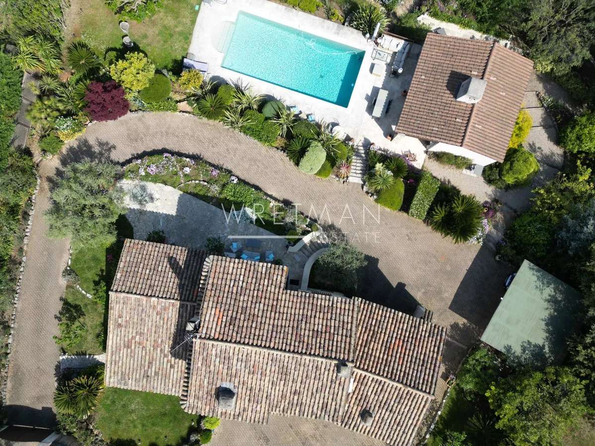Maison Valbonne