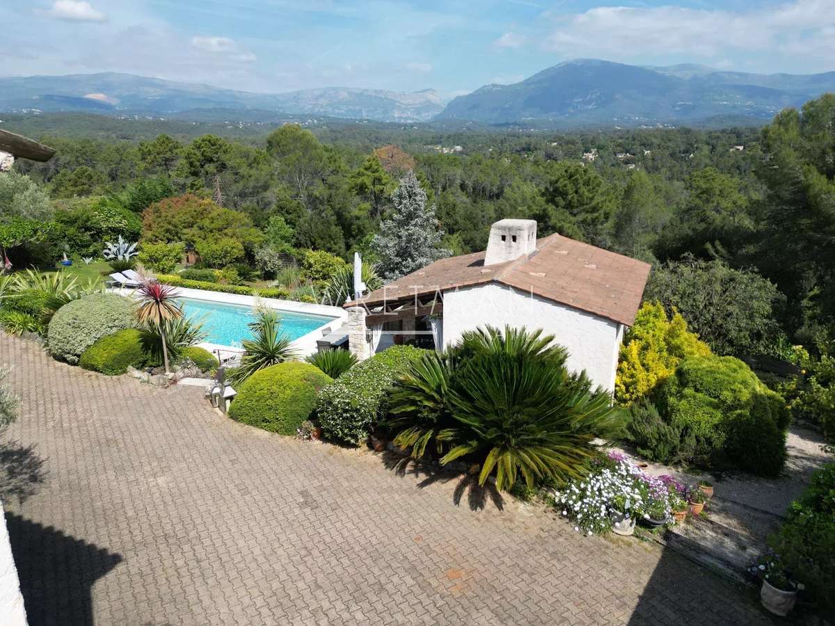 Maison Valbonne