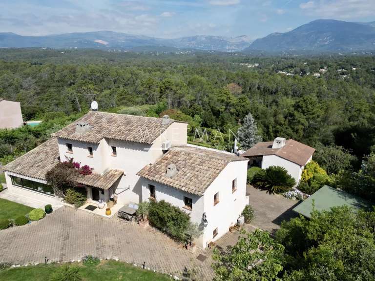 Maison Valbonne