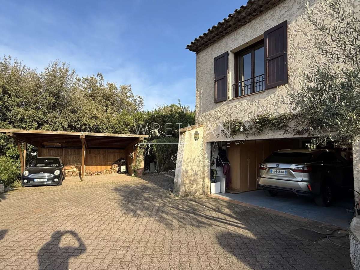 Maison Valbonne