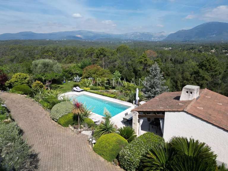 Maison Valbonne