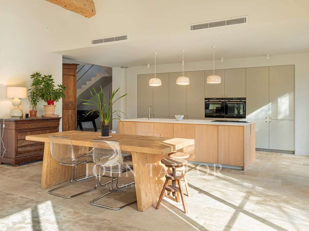 Maison Valbonne