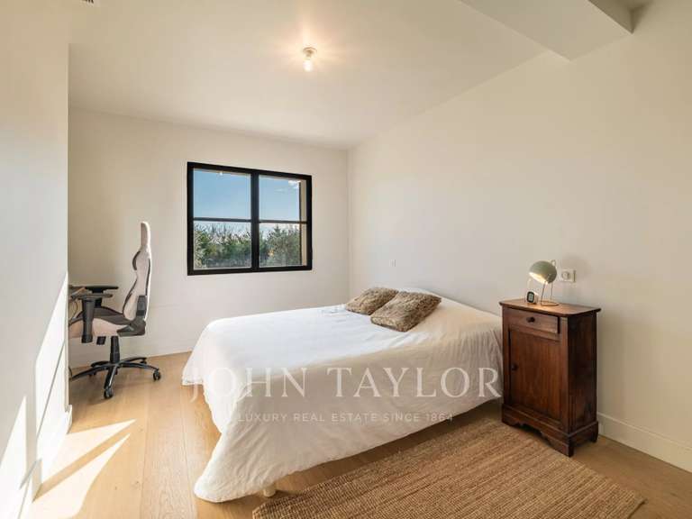 Maison Valbonne - 4 chambres - 202m²