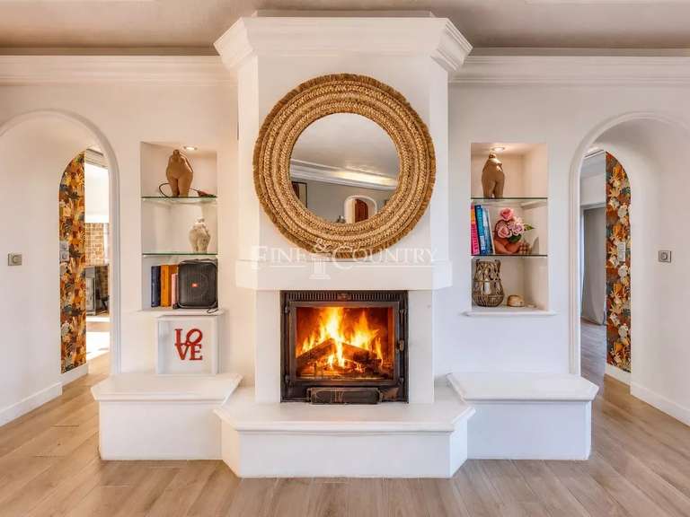 Maison Valbonne - 6 chambres - 300m²