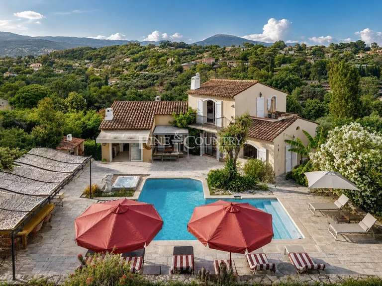 House Valbonne - 6 bedrooms - 300m²