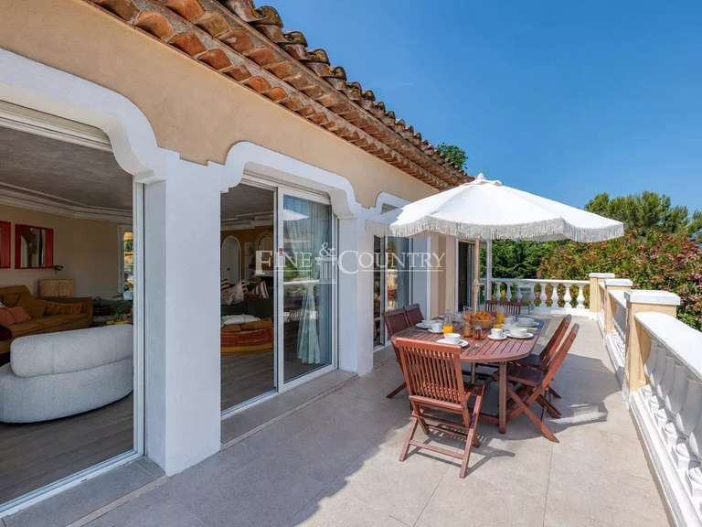 House Valbonne - 6 bedrooms - 300m²