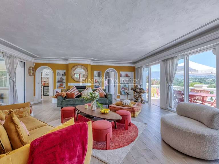 House Valbonne - 6 bedrooms - 300m²