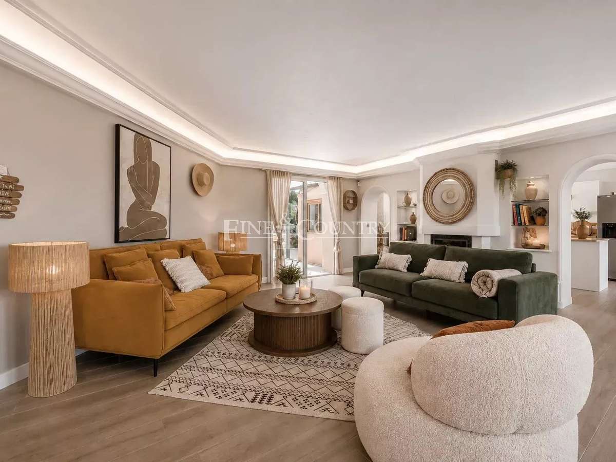 House Valbonne
