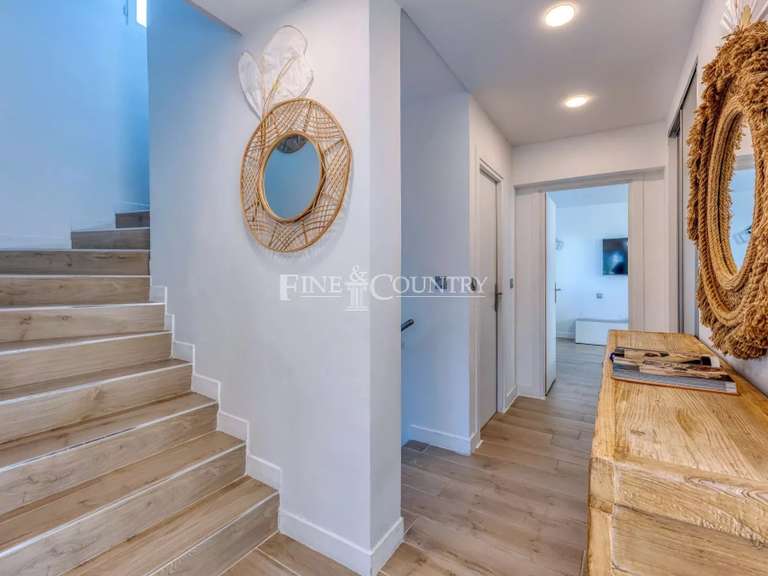Maison Valbonne - 6 chambres - 300m²