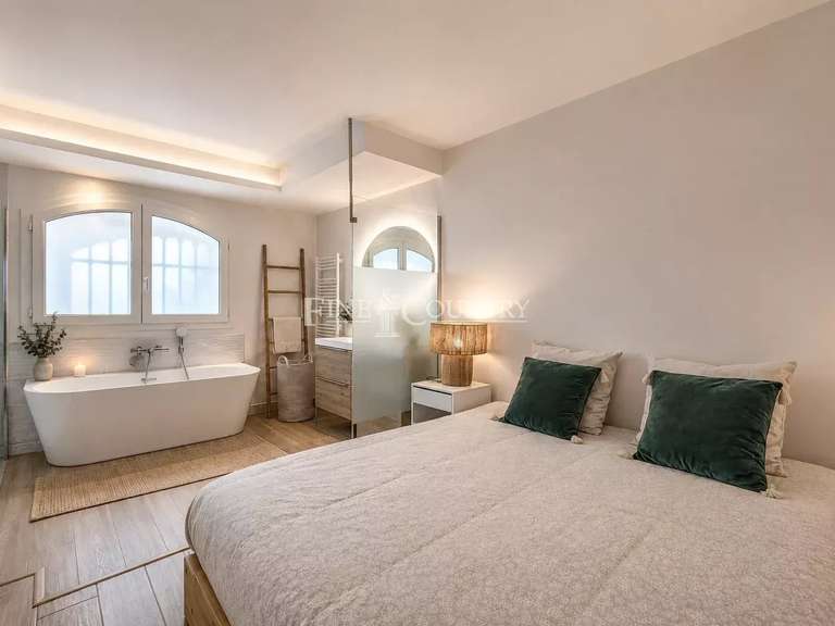 Maison Valbonne - 6 chambres - 300m²