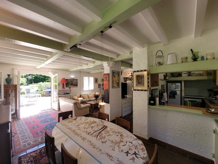 Maison Valbonne - 6 chambres - 200m²