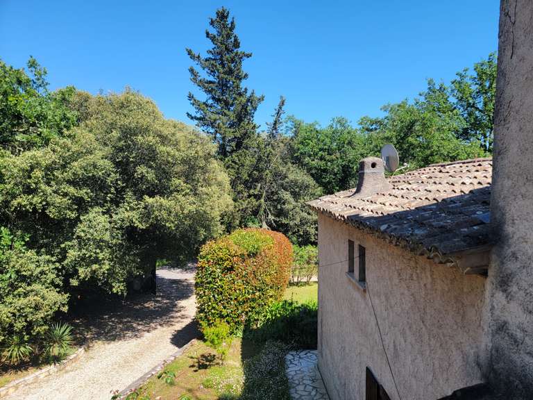Maison Valbonne - 6 chambres - 200m²