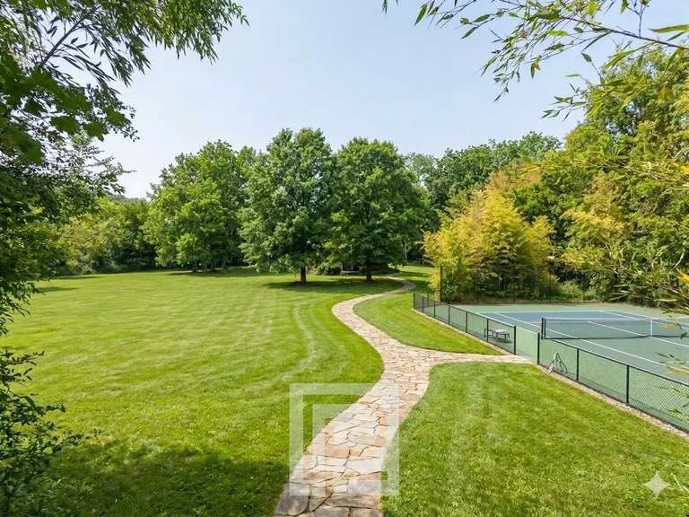 Maison Valbonne - 4 chambres - 509m²