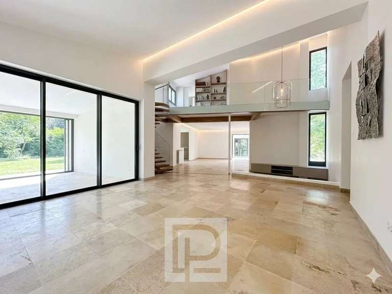 Maison Valbonne - 4 chambres - 509m²