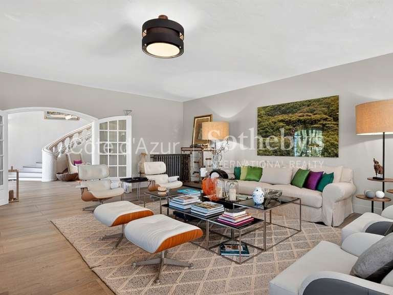 House Valbonne - 567m²