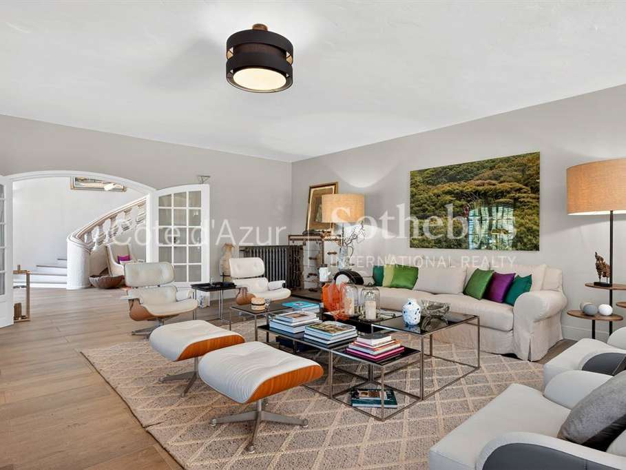 House Valbonne