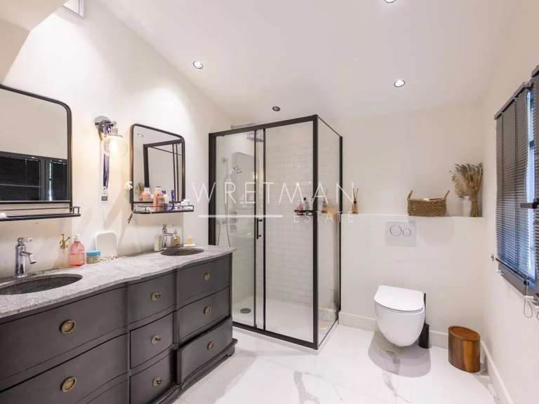 House Valbonne - 5 bedrooms - 245m²