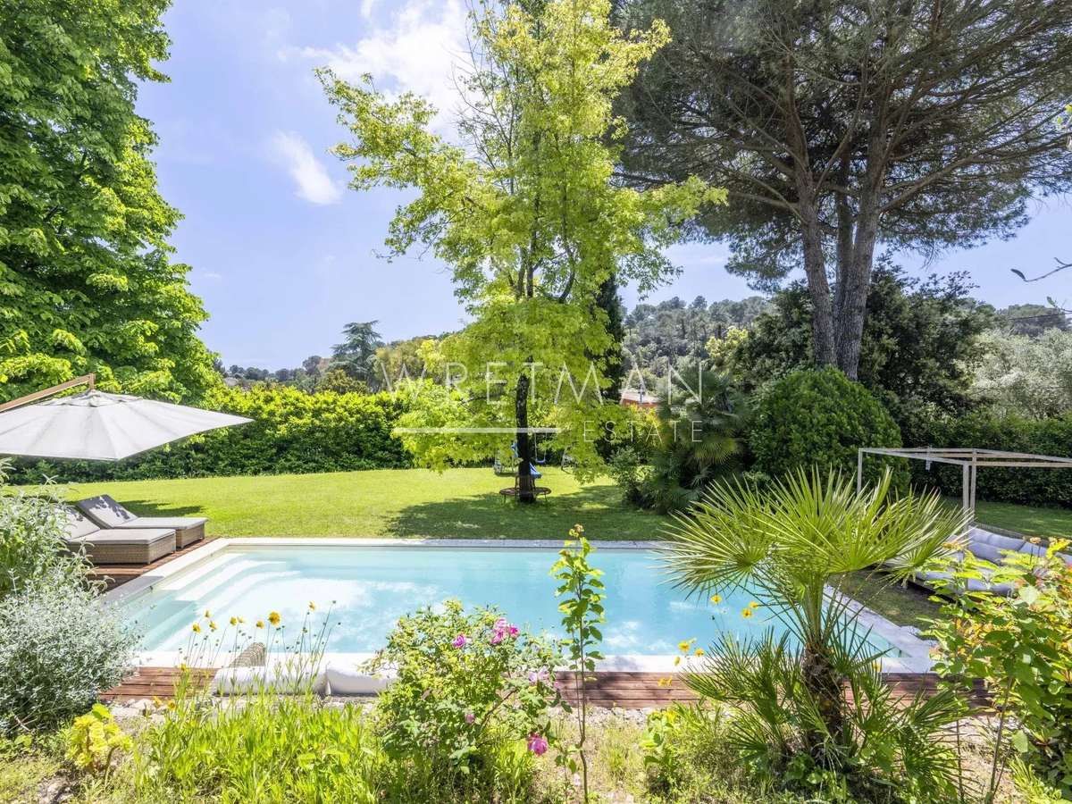 House Valbonne