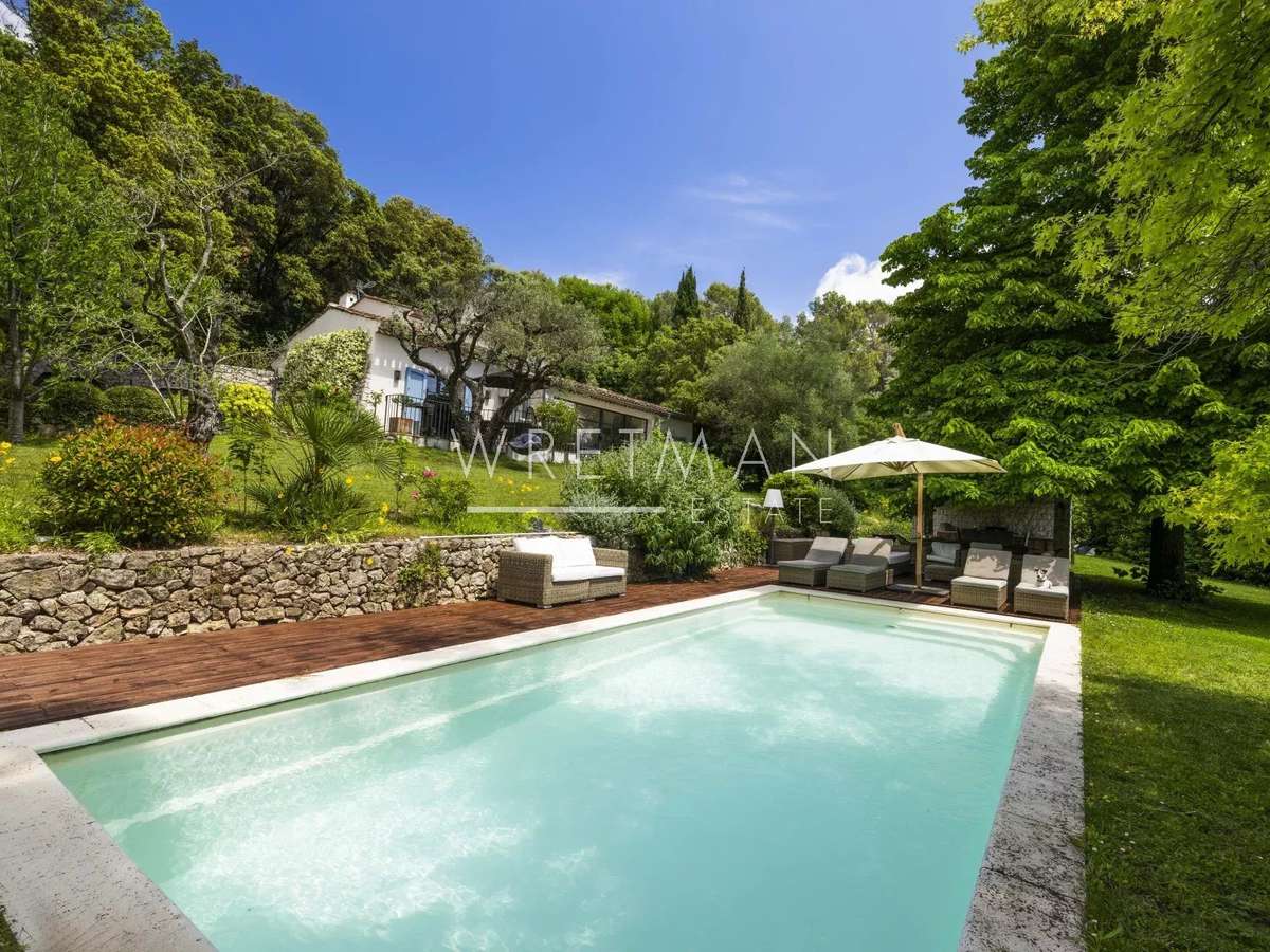 House Valbonne