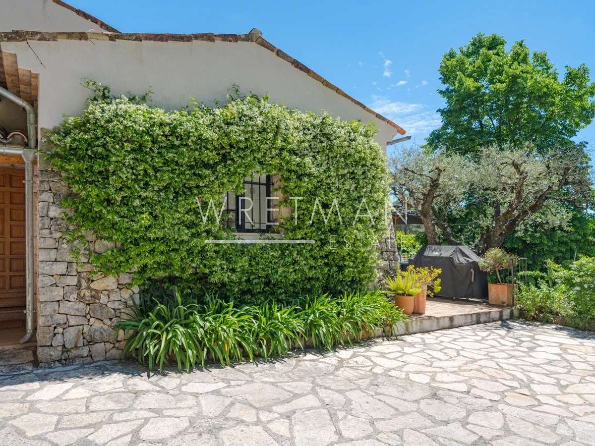 House Valbonne