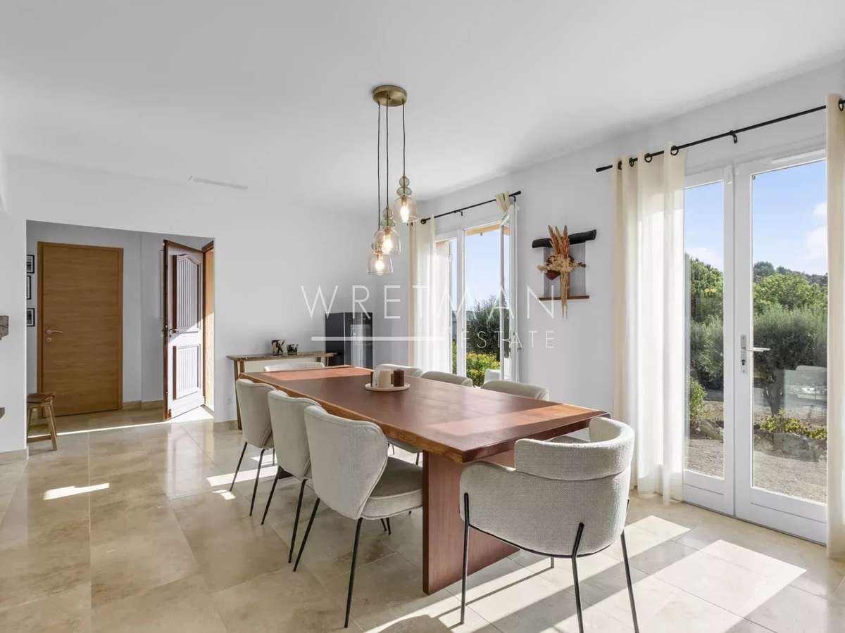 Maison Valbonne