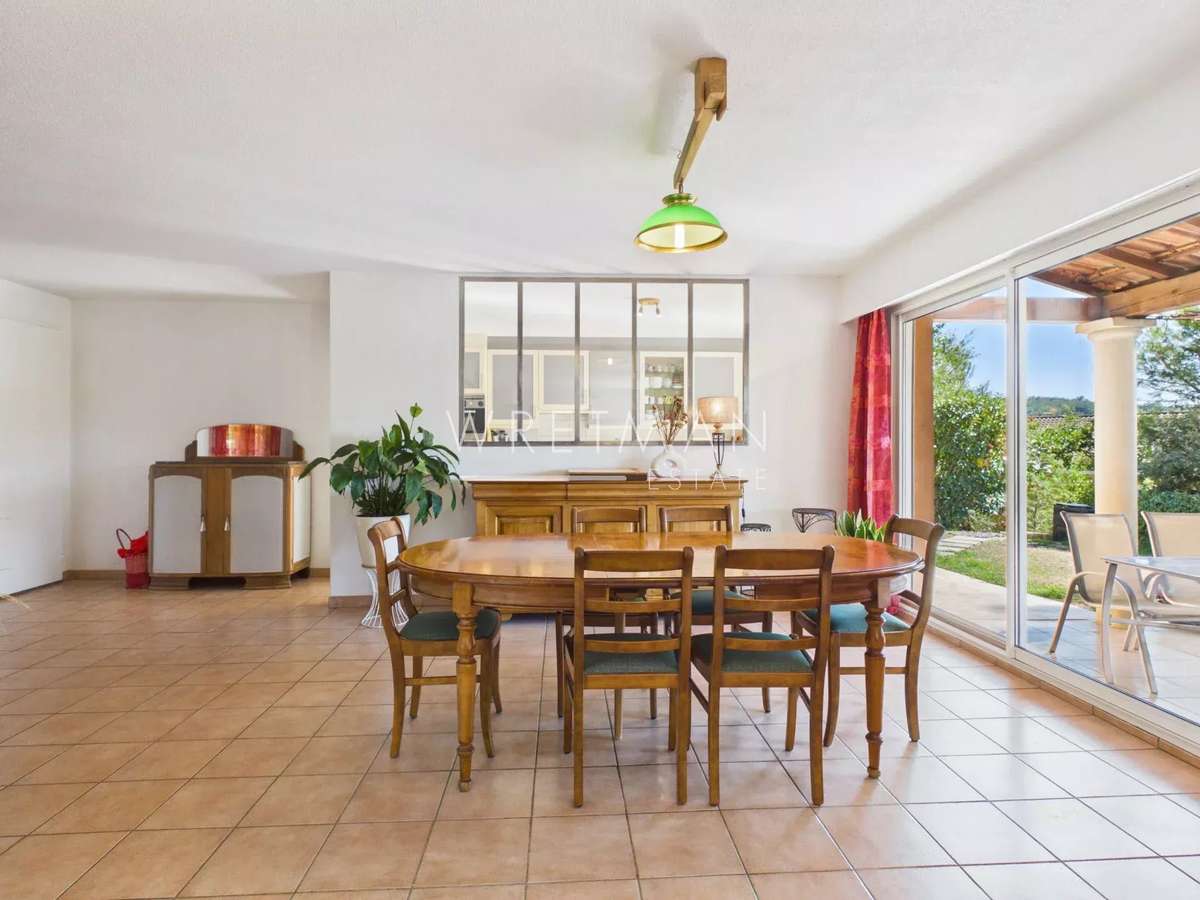 Maison Valbonne