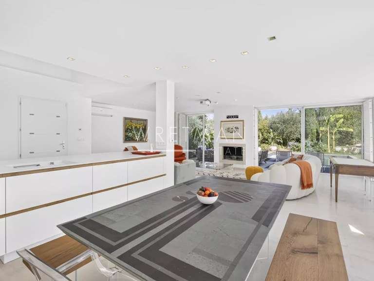 Maison Valbonne - 4 chambres - 209m²