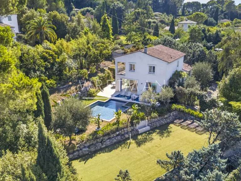 Maison Valbonne - 4 chambres - 209m²