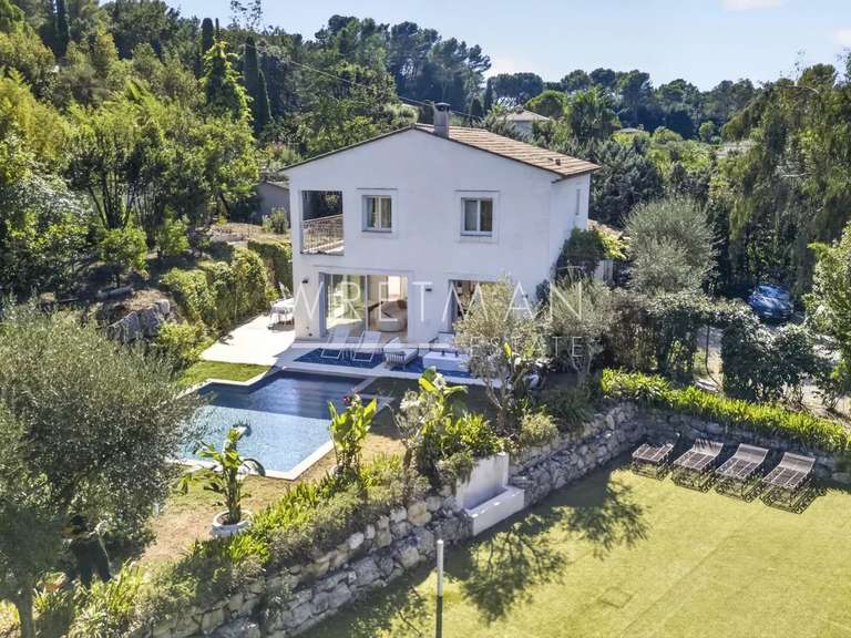 Maison Valbonne - 4 chambres - 209m²