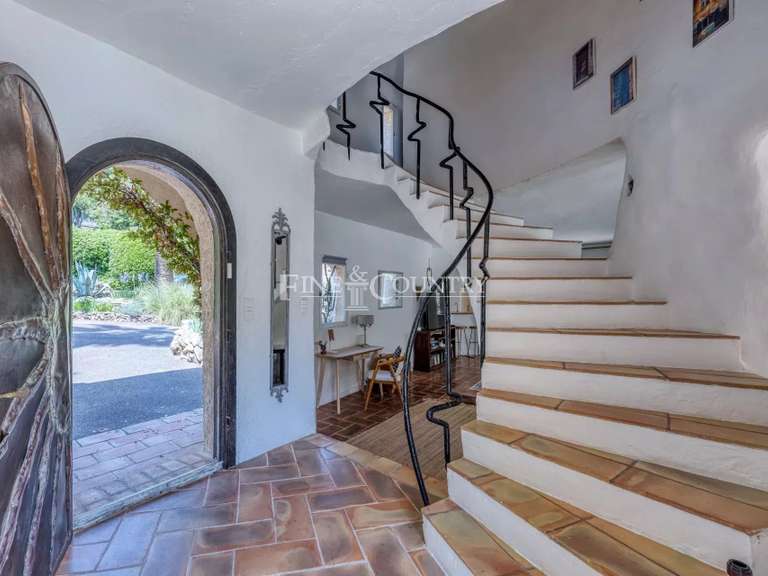 Maison Valbonne - 5 chambres - 220m²