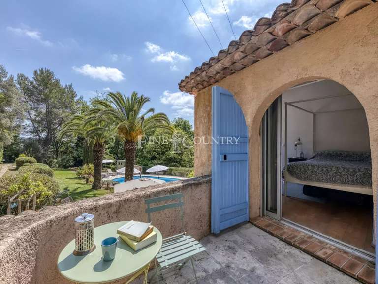 Maison Valbonne - 5 chambres - 220m²