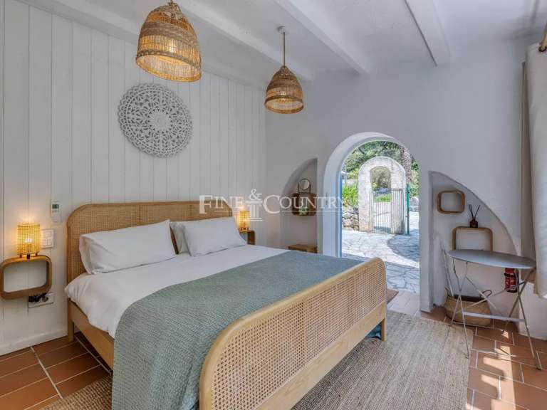 Maison Valbonne - 5 chambres - 220m²