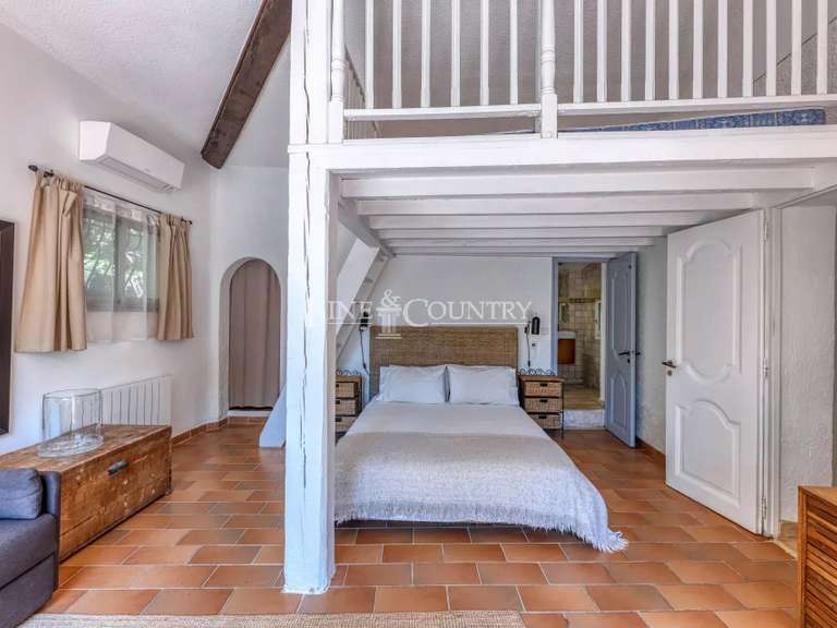 Maison Valbonne - 5 chambres - 220m²
