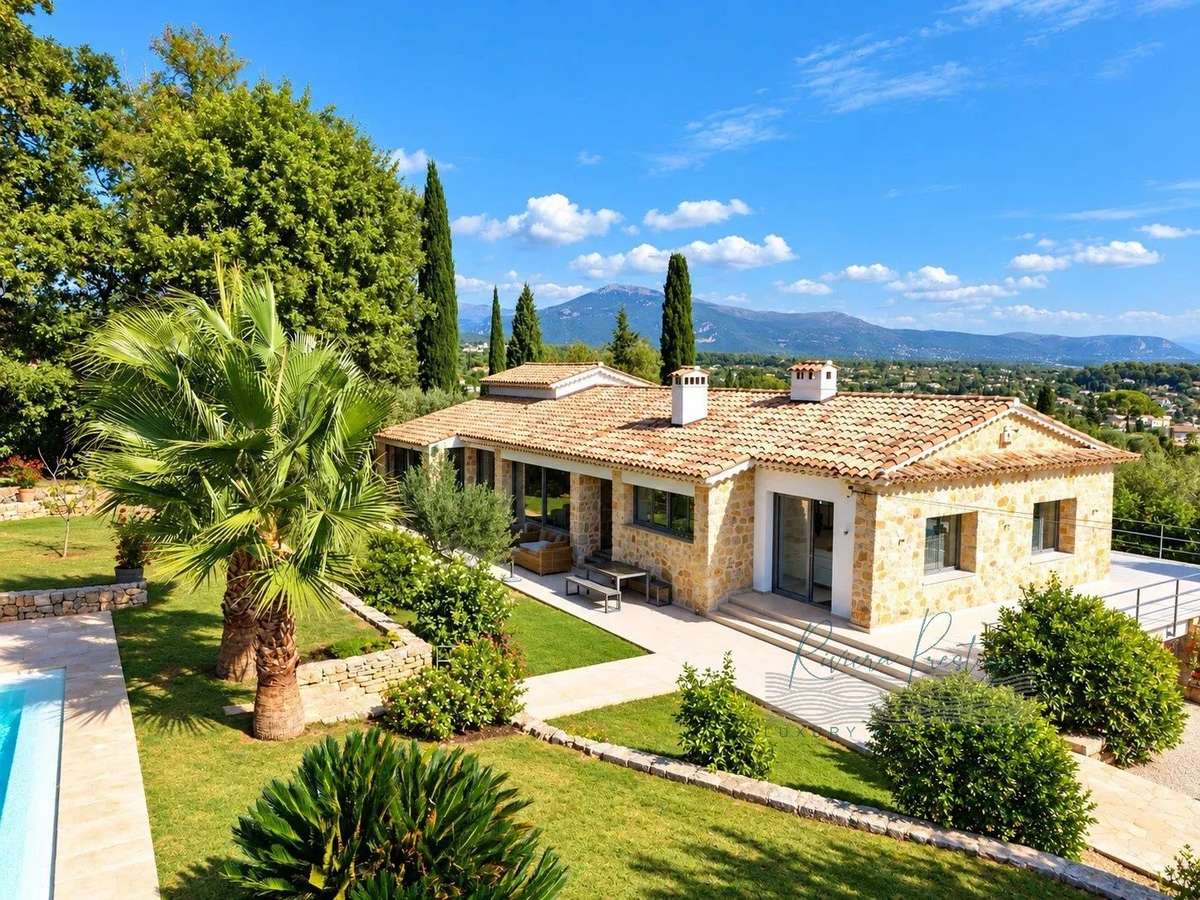 Maison Valbonne