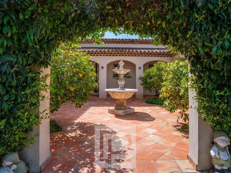 Propriété Valbonne - 9 chambres - 595m²