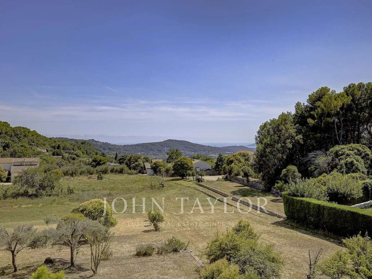 Terrain Valbonne