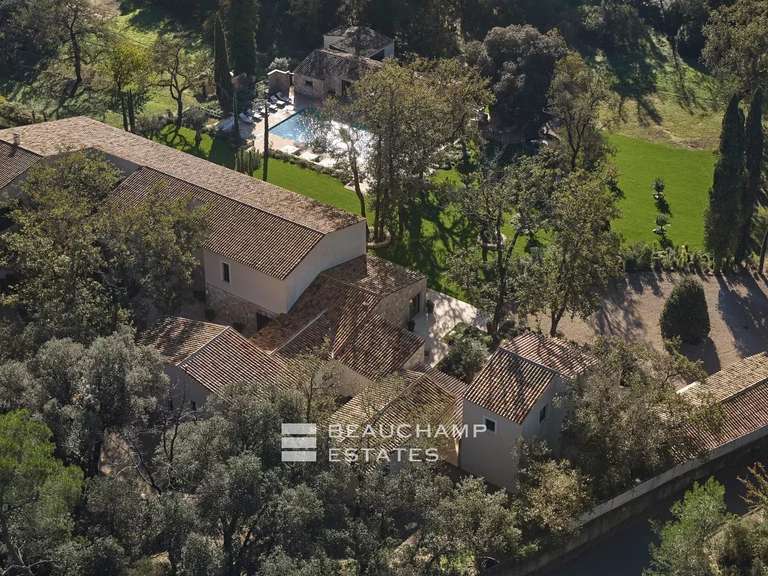Villa Valbonne - 12 chambres - 1600m²
