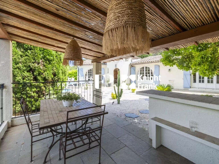 Villa Valbonne - 5 chambres - 194m²